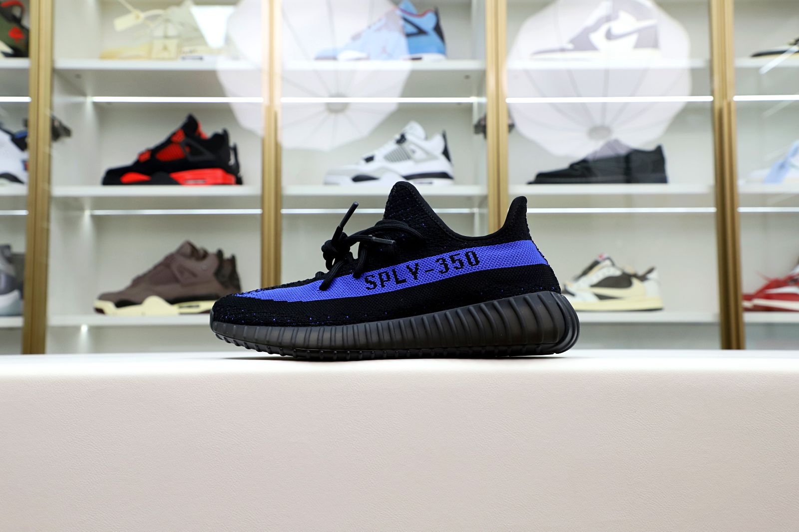 YEEZY BOOST 350 V2 'DAZZLING BLUE' - finekick.vip