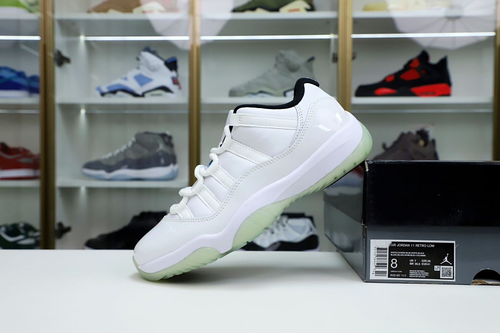 AIR JORDAN 11 RETRO LOW LEGEND BLUE - finekick.vip
