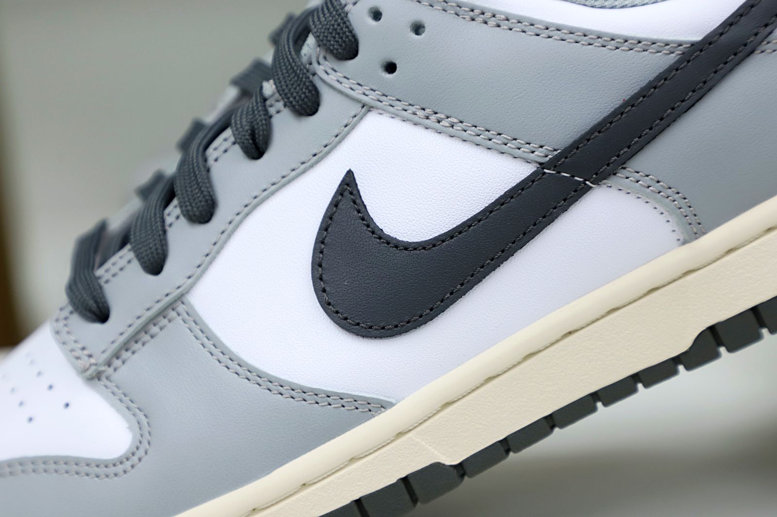 Nike Dunk Low  Light Smoke Grey - finekick.vip
