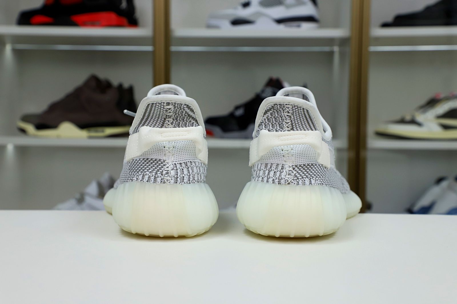 YEEZY BOOST 350 V2 'STATIC NON- - finekick.vip