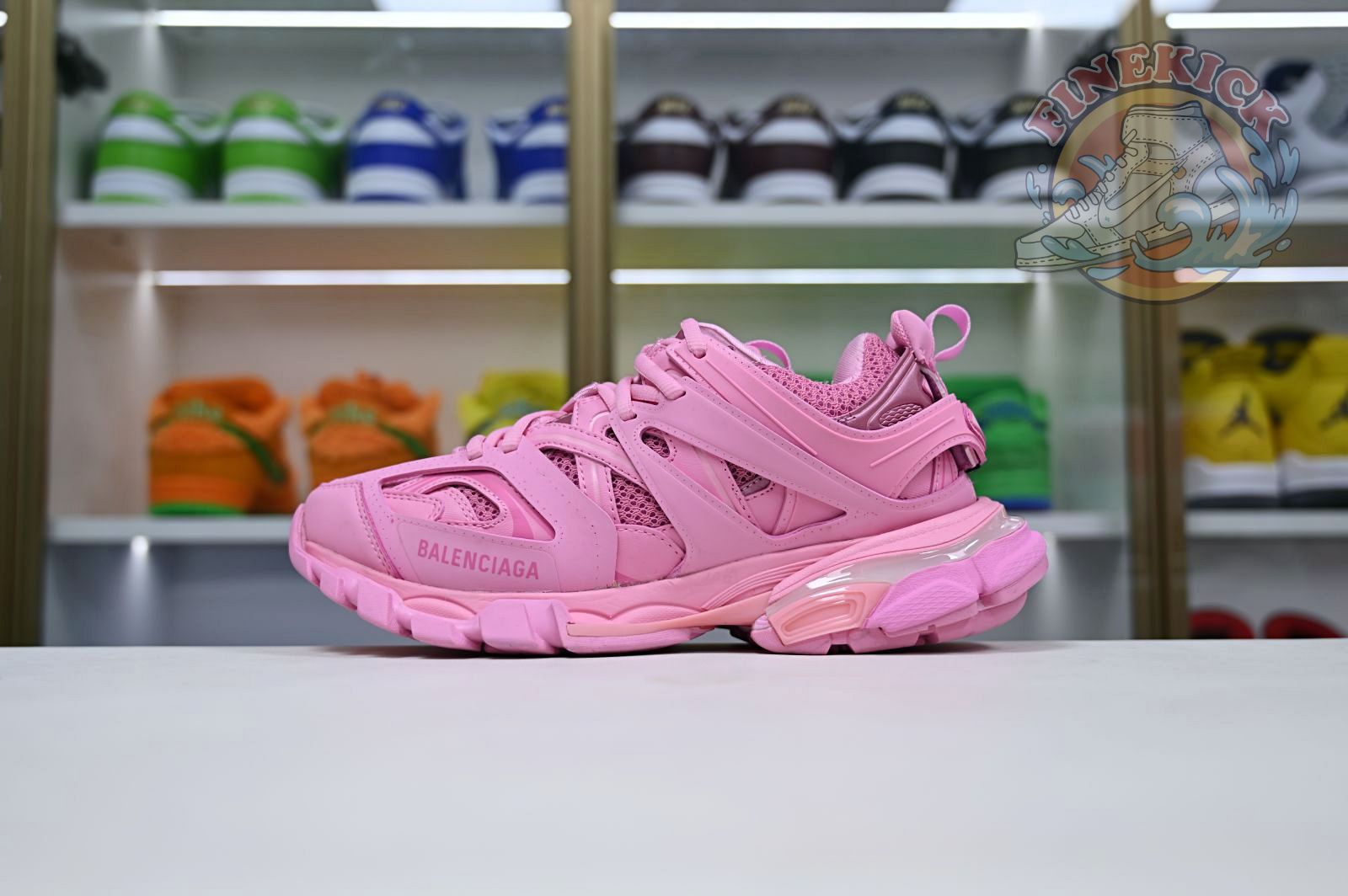 Balenciaga BLGA  Track(LED) - finekick.vip