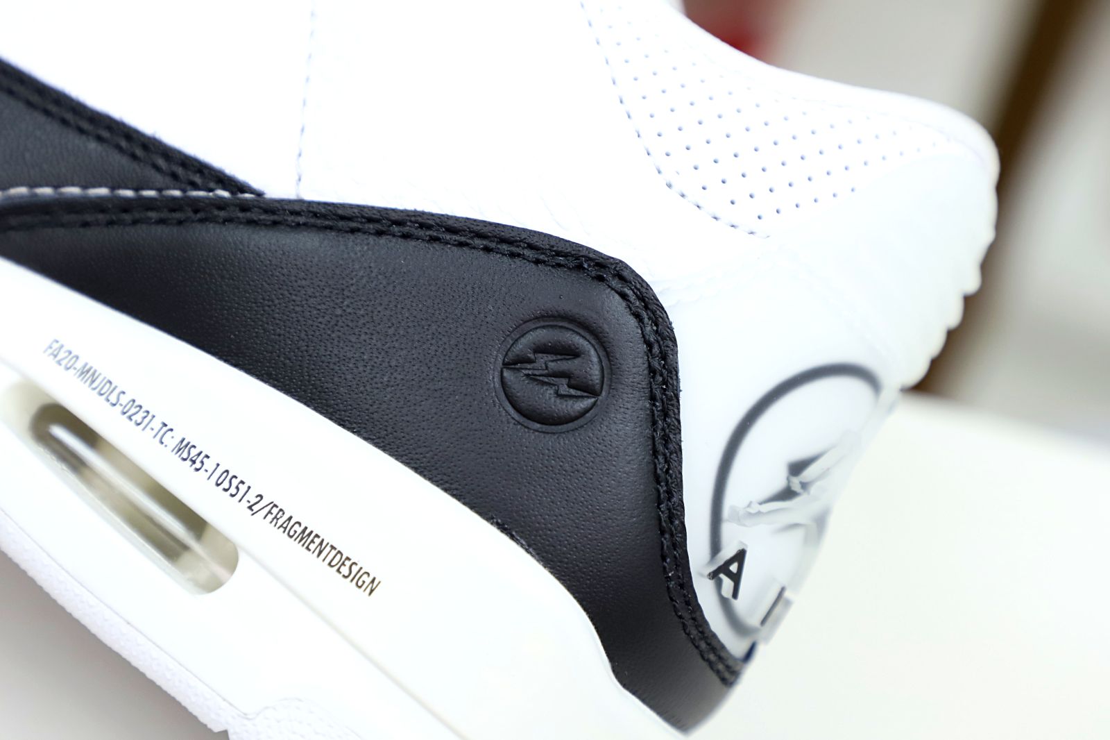 FRAGMENT DESIGN X AIR JORDAN 3 RETRO SP 'WHITE' - finekick.vip