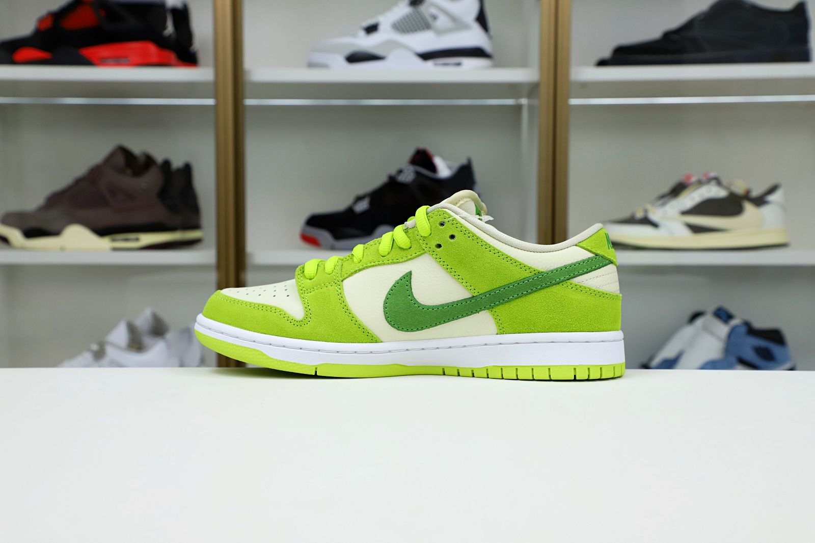 NIKE SB DUNK LOW GREEN APPLE 2022 - finekick.vip