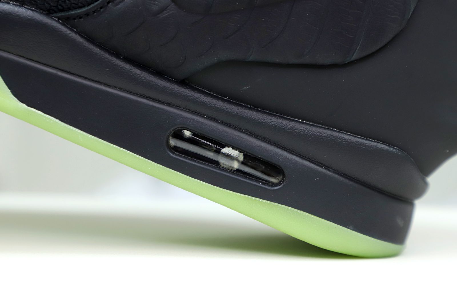 Nike Air Yeezy 2 solar red - finekick.vip