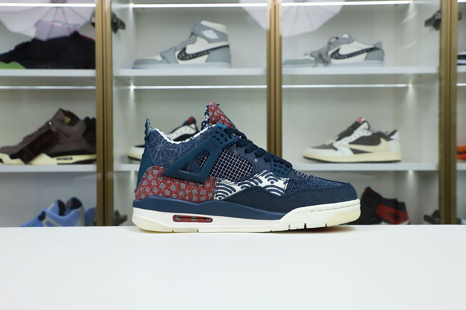 Air Jordan 4 retro se