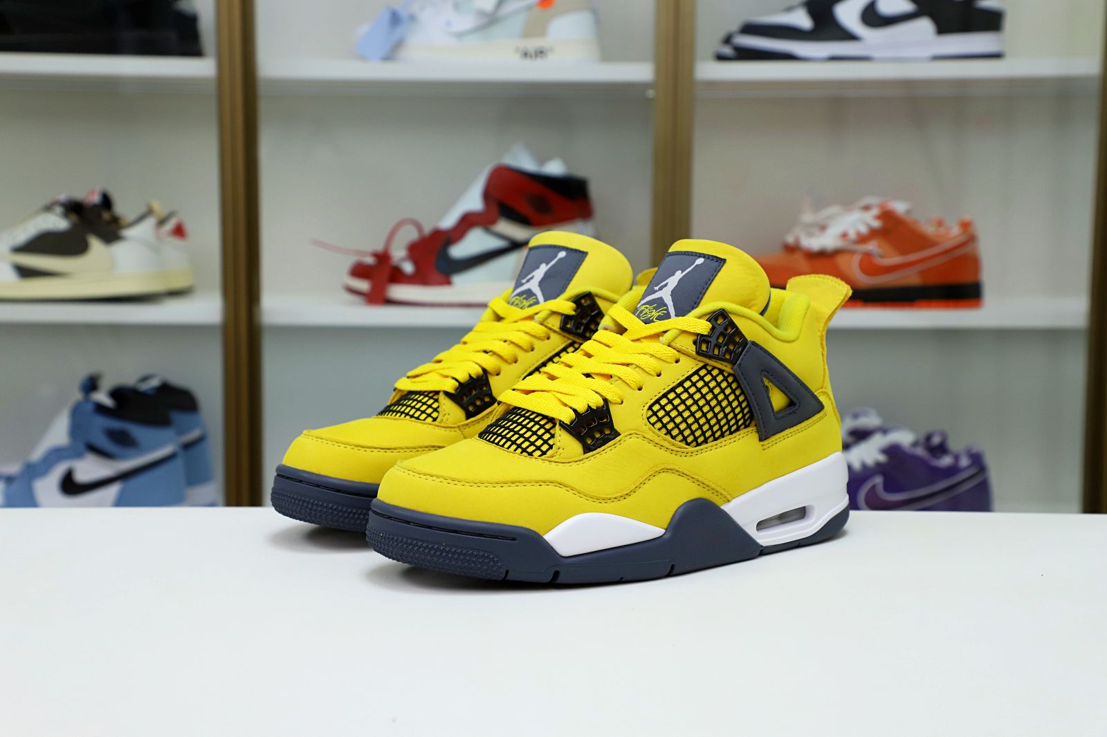 AIR Air JORDAN 4 RETRO 'LIGHTNING' 2021 - finekick.vip