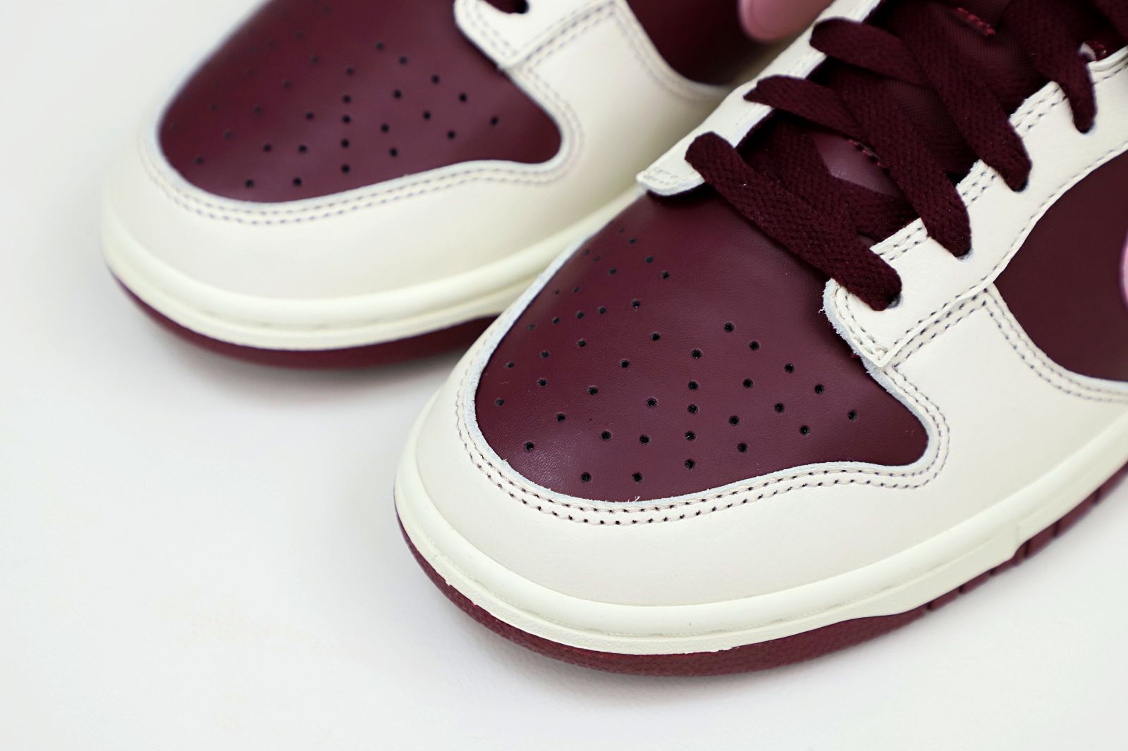 NIKE DUNK LOW VALENTINE DAY - finekick.vip