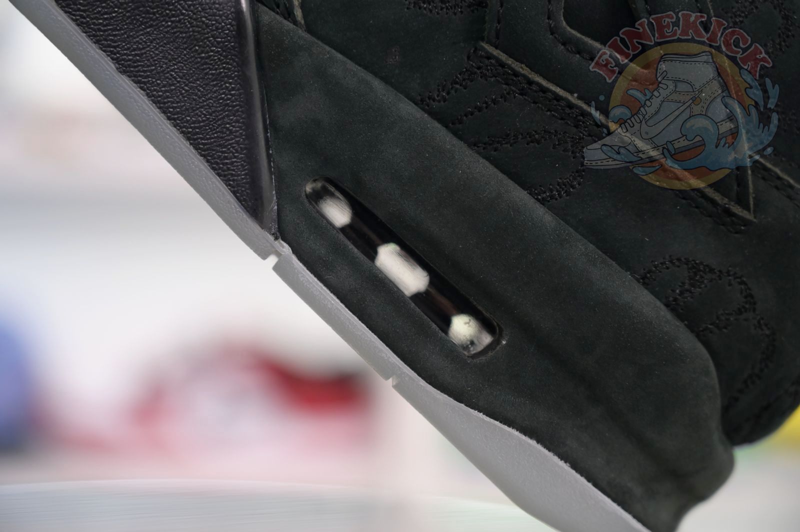 Air Jordan 4 kaws black - finekick.vip