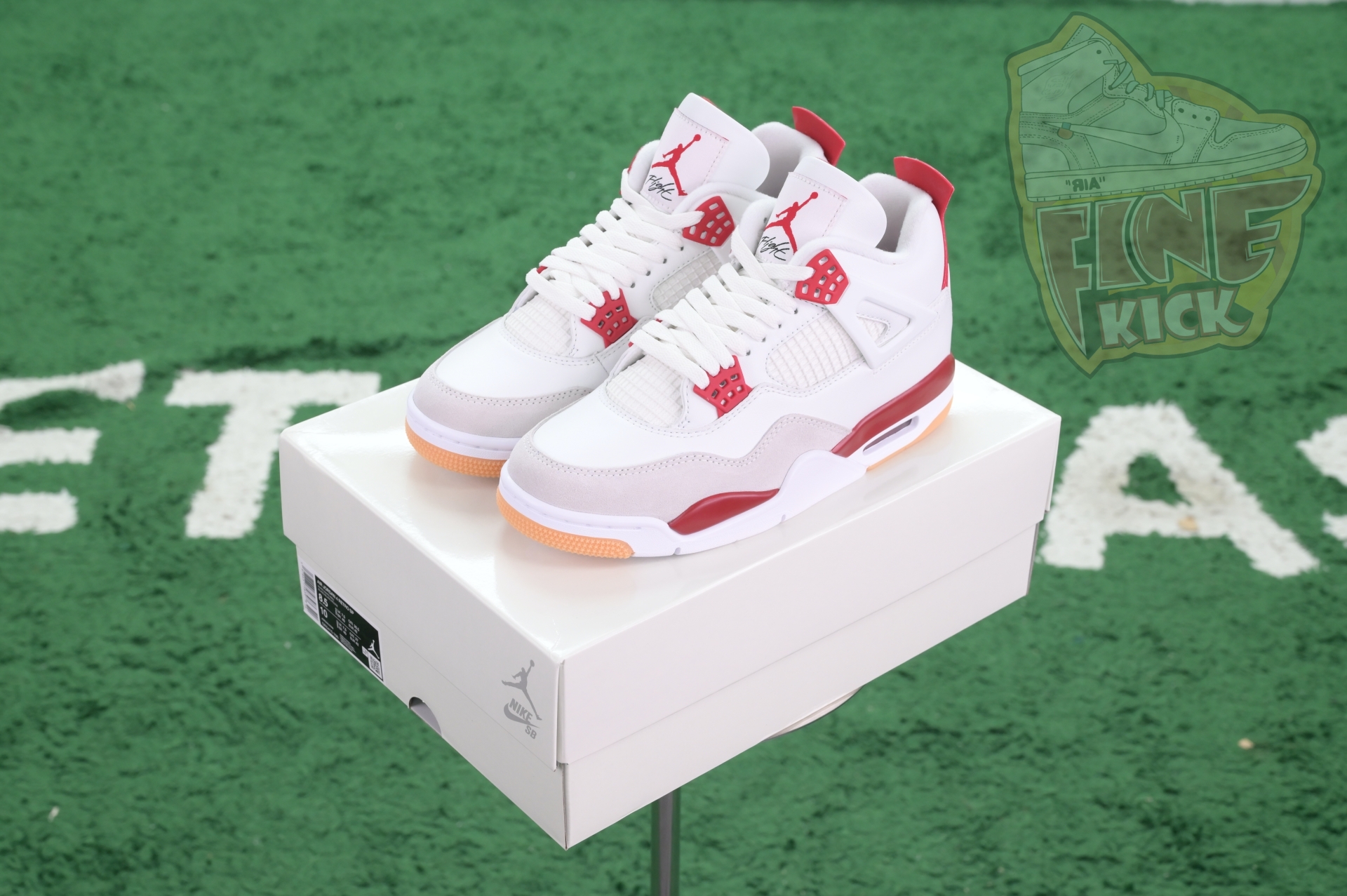 Nike SB x Air Jordan4“Varsity Red” - finekick.vip