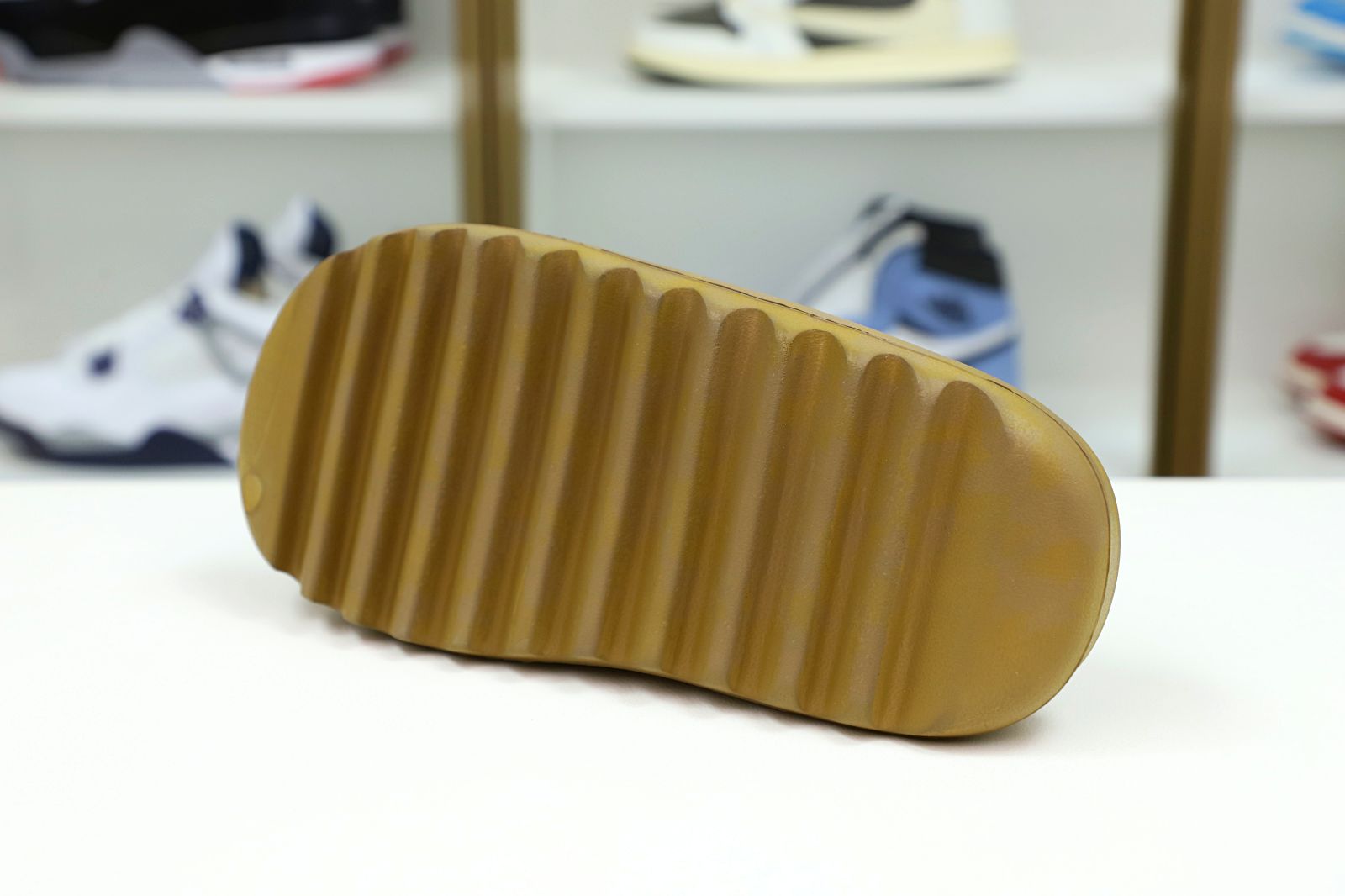 YEEZY SLIDES GW1931 - finekick.vip