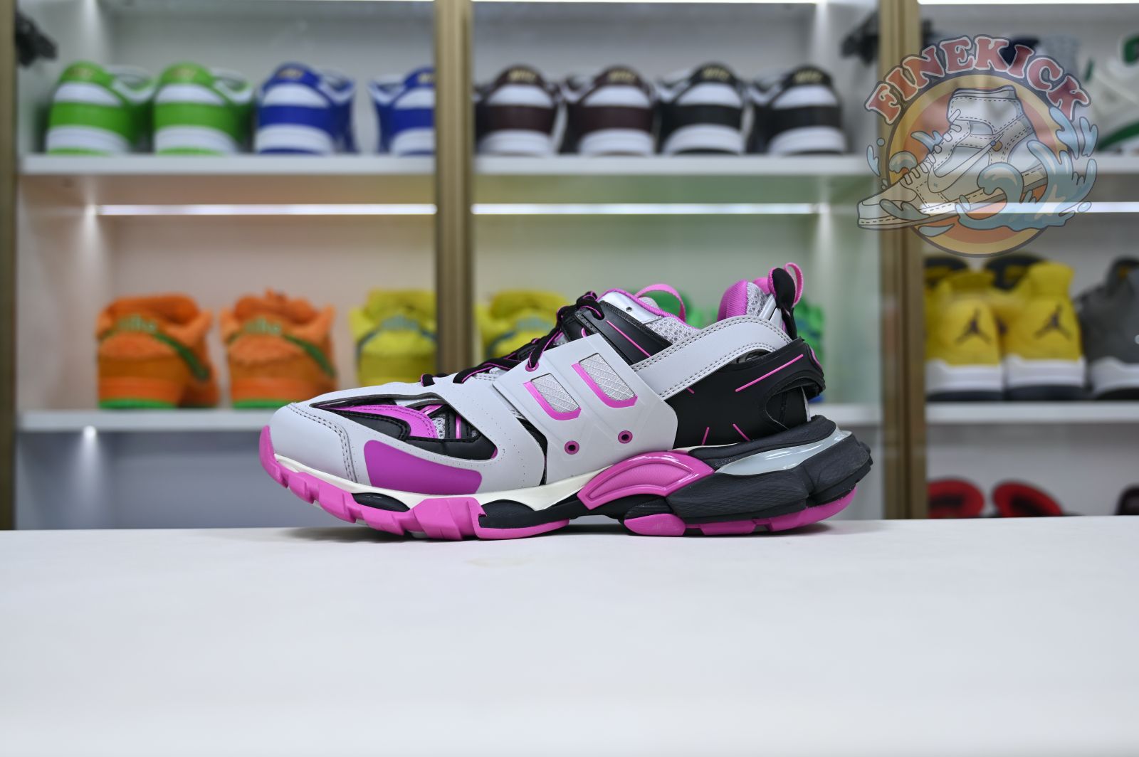 Balenciaga BLGA  Track(LED) - finekick.vip