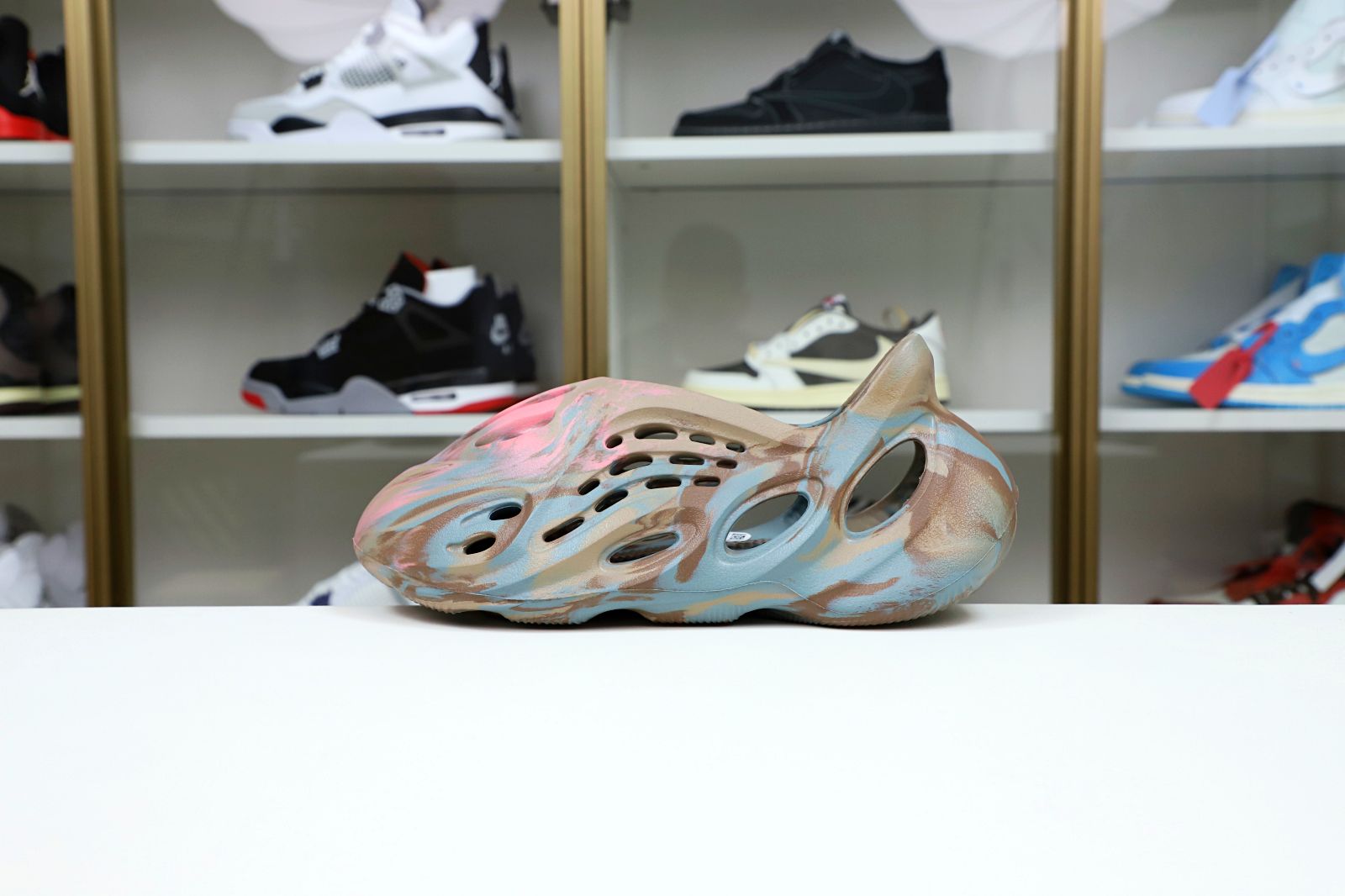 YEEZY FOAM RNNR MX SAND GREY - finekick.vip