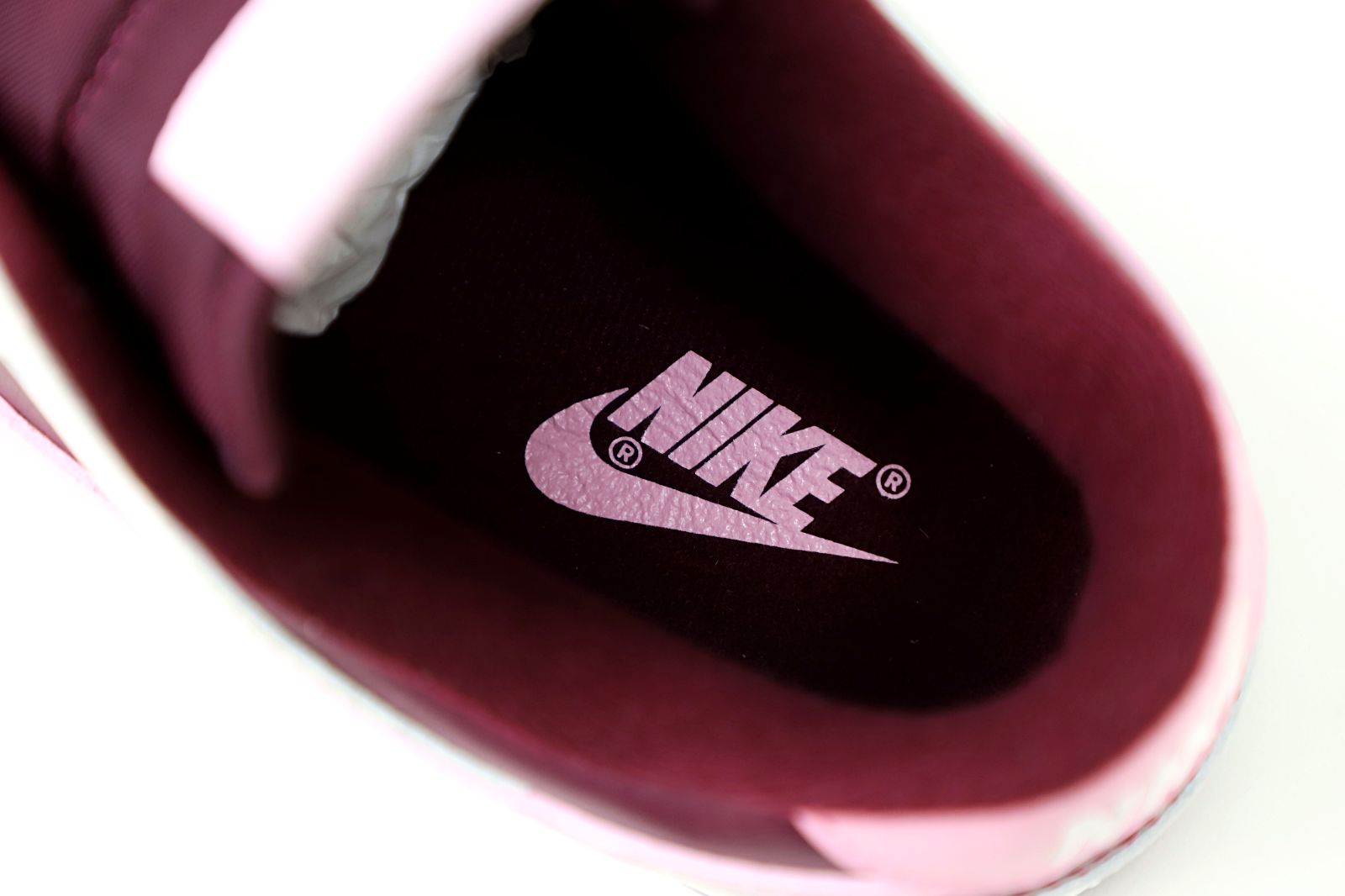 NIKE DUNK LOW VALENTINE DAY - finekick.vip
