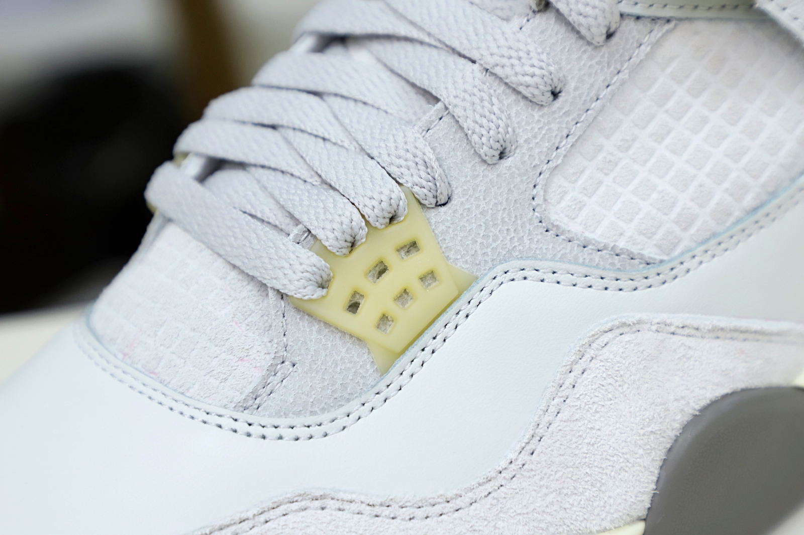 Air Jordan 4 SE