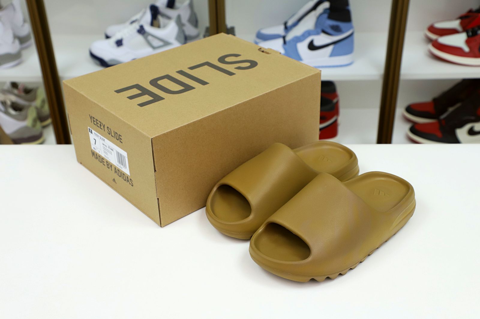 YEEZY SLIDES GW1931 - finekick.vip