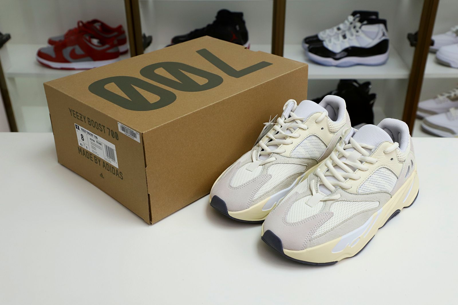 YEEZY BOOST 700 'ANALOG' - finekick.vip
