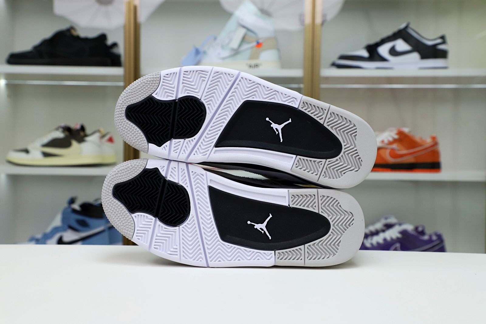 AIR JORDAN 4 MILITARY BLACK - finekick.vip
