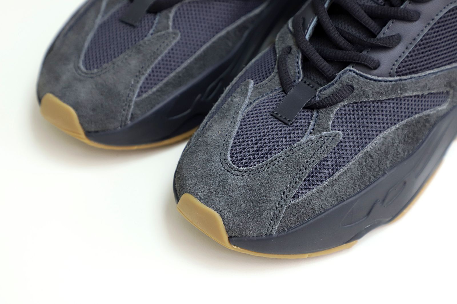 YEEZY BOOST 700 'UTILITY BLACK' - finekick.vip