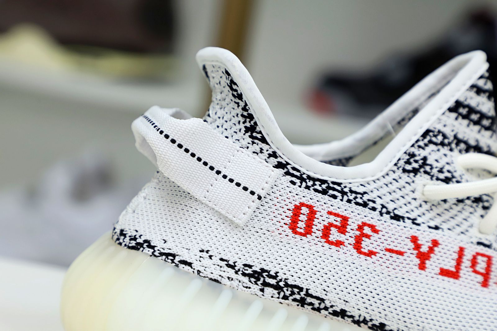 YEEZY BOOST 350 V2 'ZEBRA' - finekick.vip