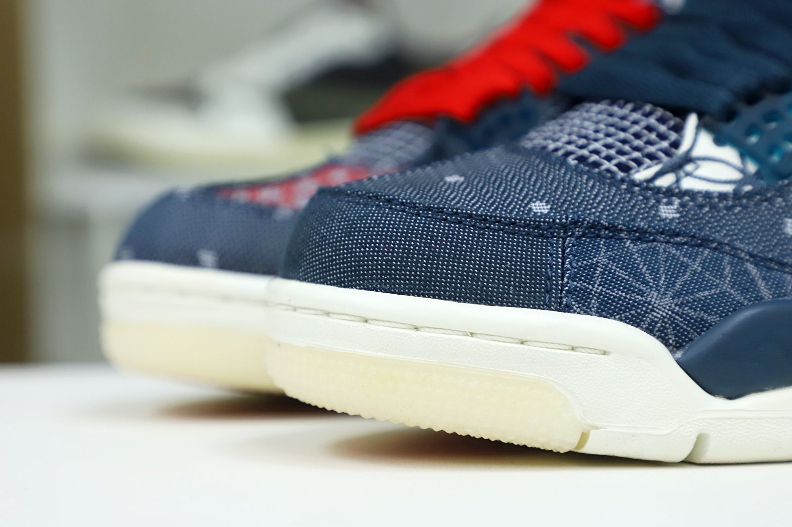 Air Jordan 4 retro se