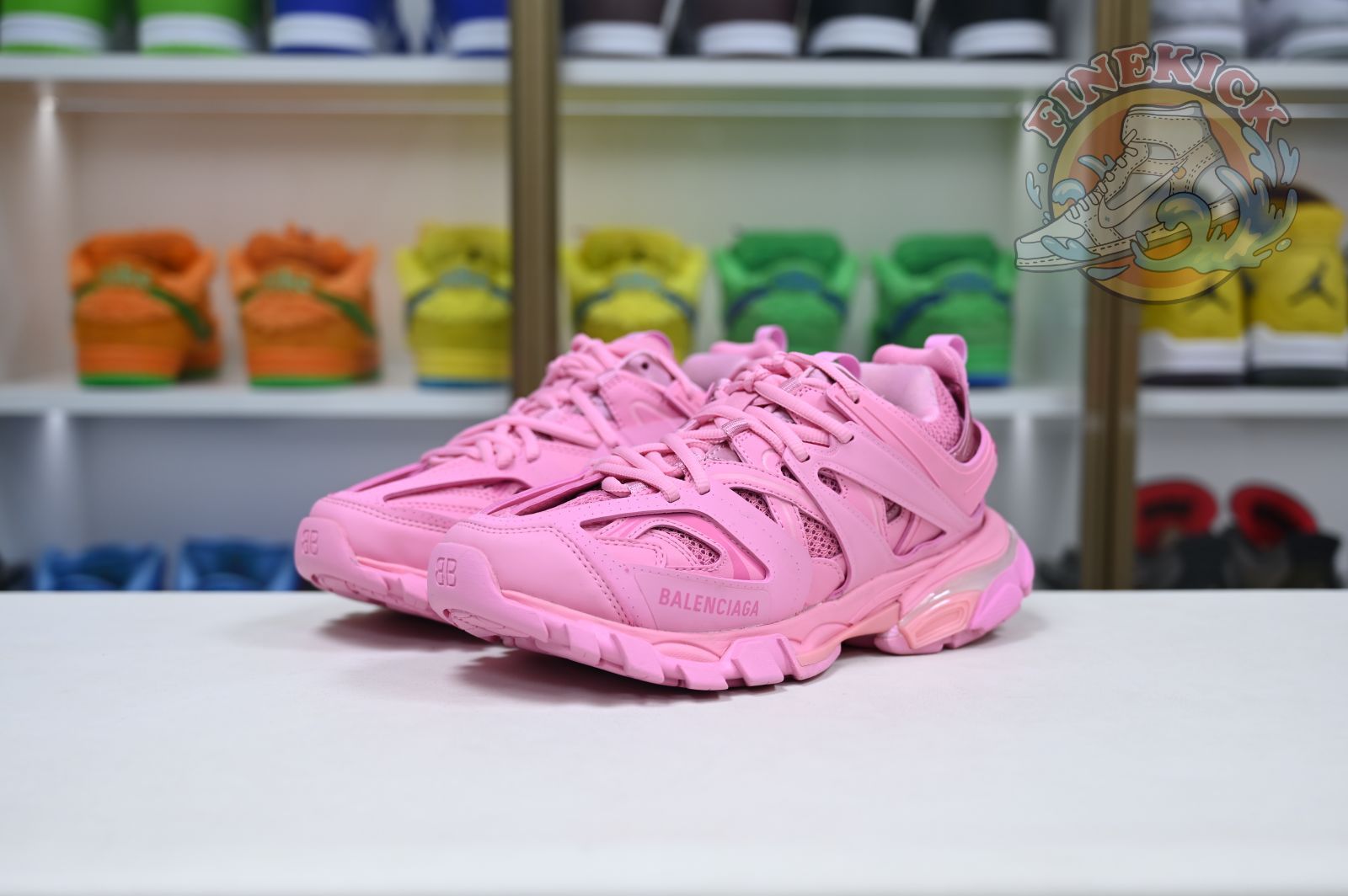 Balenciaga BLGA  Track(LED) - finekick.vip