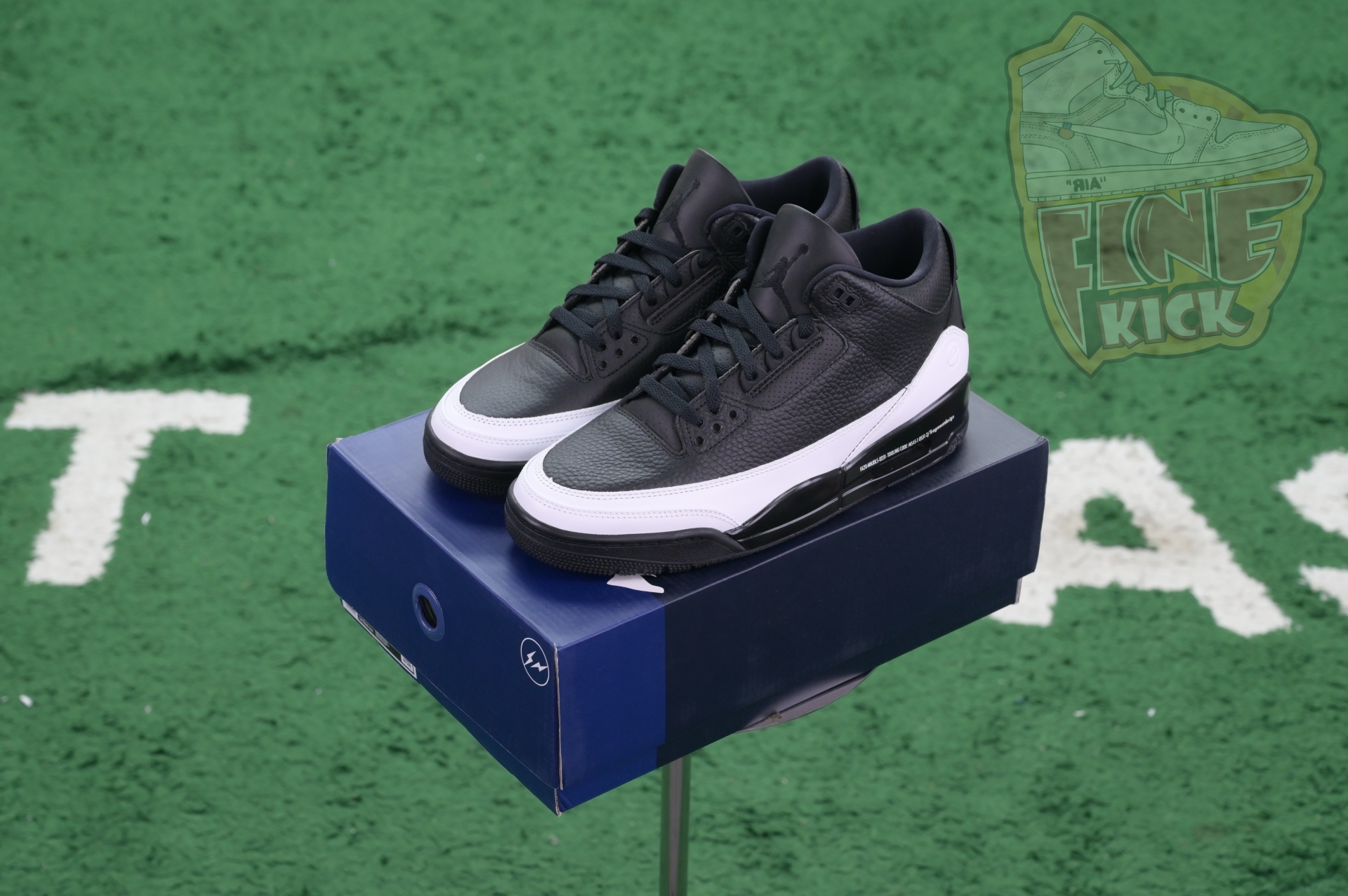 Fragment Design x Air Jordan 3“Black/ White”  DA3595-001 - finekick.vip
