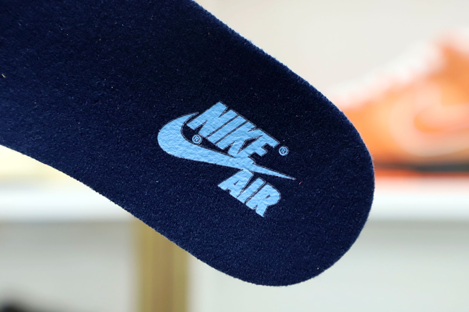 WMNS AIR JORDAN 1 RETRO HIGH OG 'BLUE CHILL' - finekick.vip