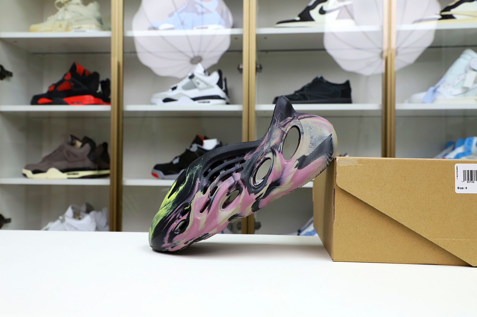 YEEZY FOAM RUNNER “MX CARBON” 2022 (IG9562) - finekick.vip