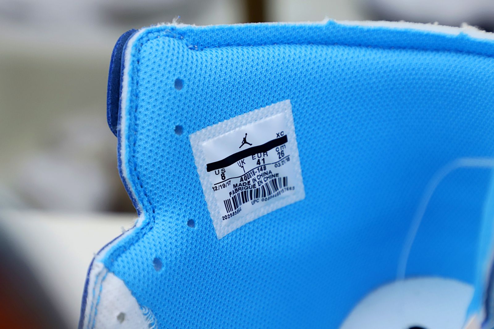 OFF-WHITE X AIR JORDAN 1 RETRO HIGH OG 'UNC' - finekick.vip