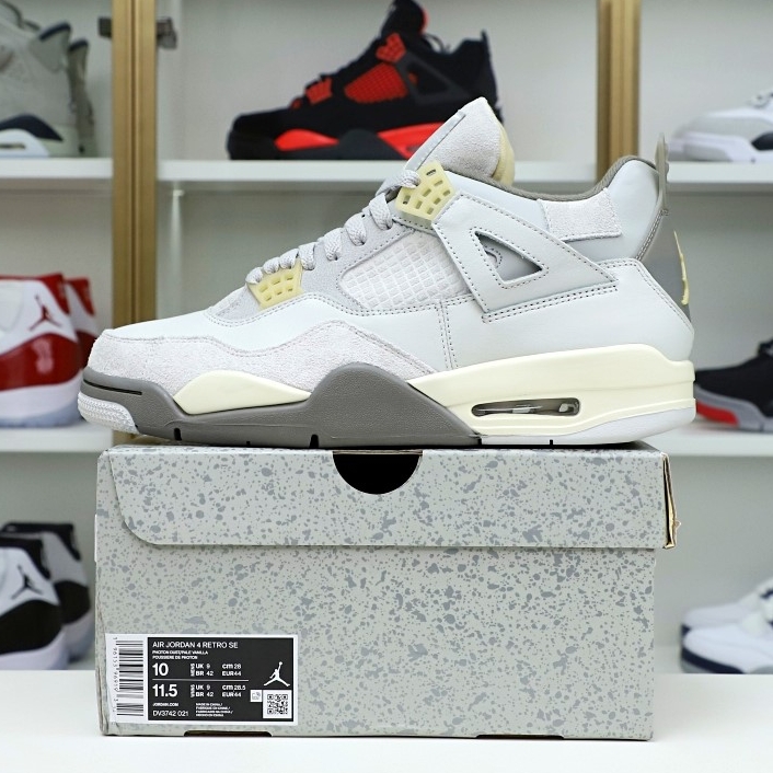 Air Jordan 4 SE