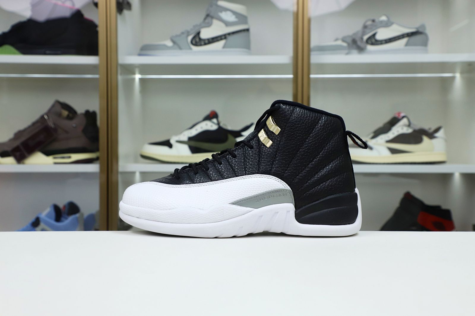 AIR JORDAN 12 RETRO PLAYOFFS 2022 - finekick.vip