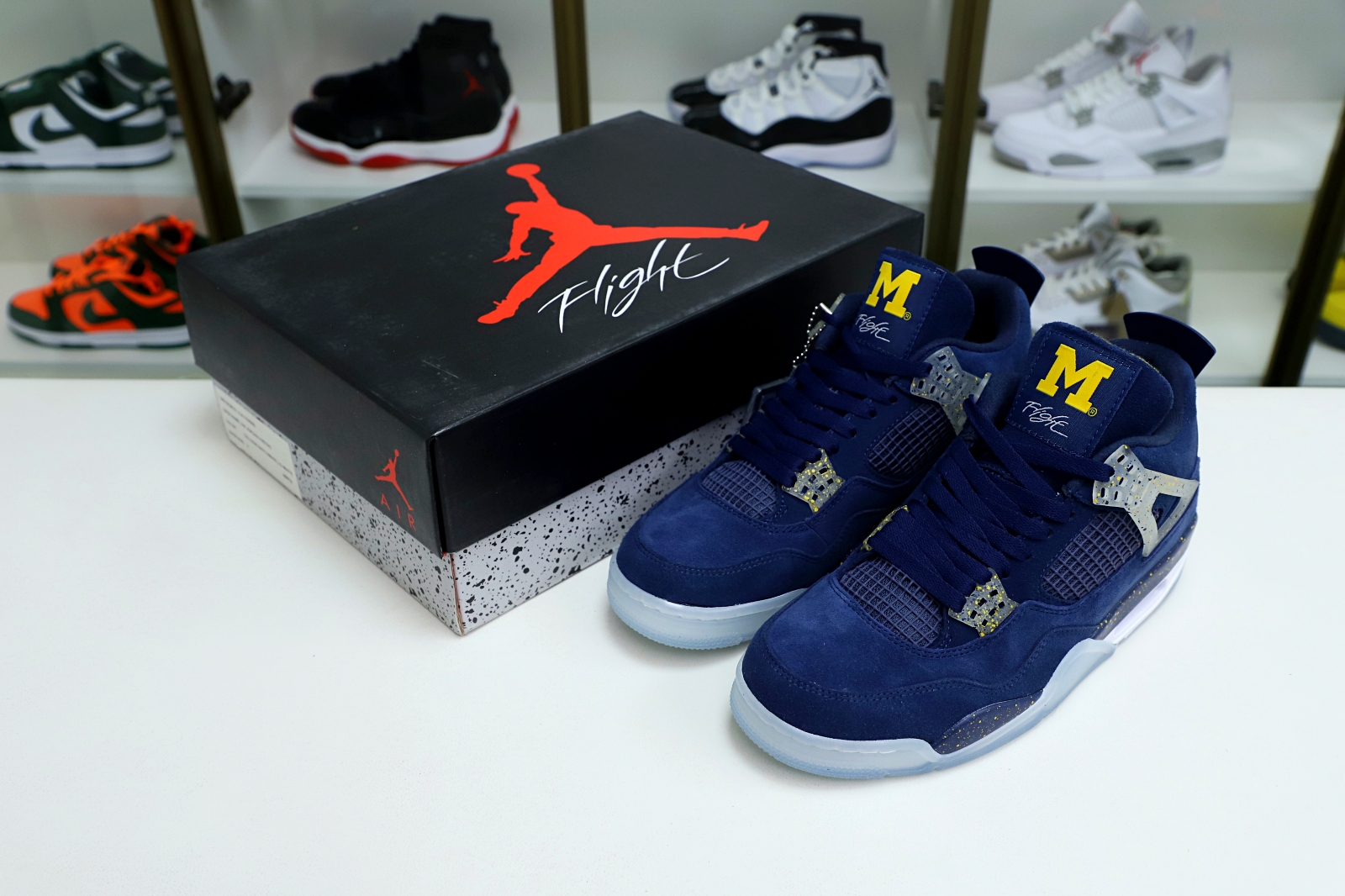 Air Jordan 4 - finekick.vip