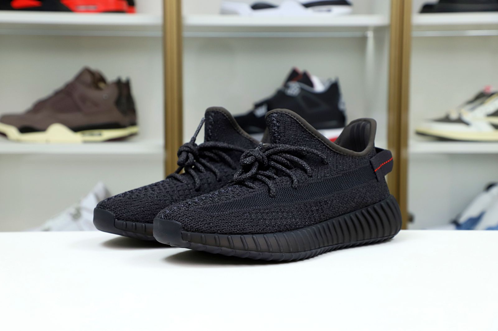 YEEZY BOOST 350 V2 'BLACK REFLECTIVE' - finekick.vip
