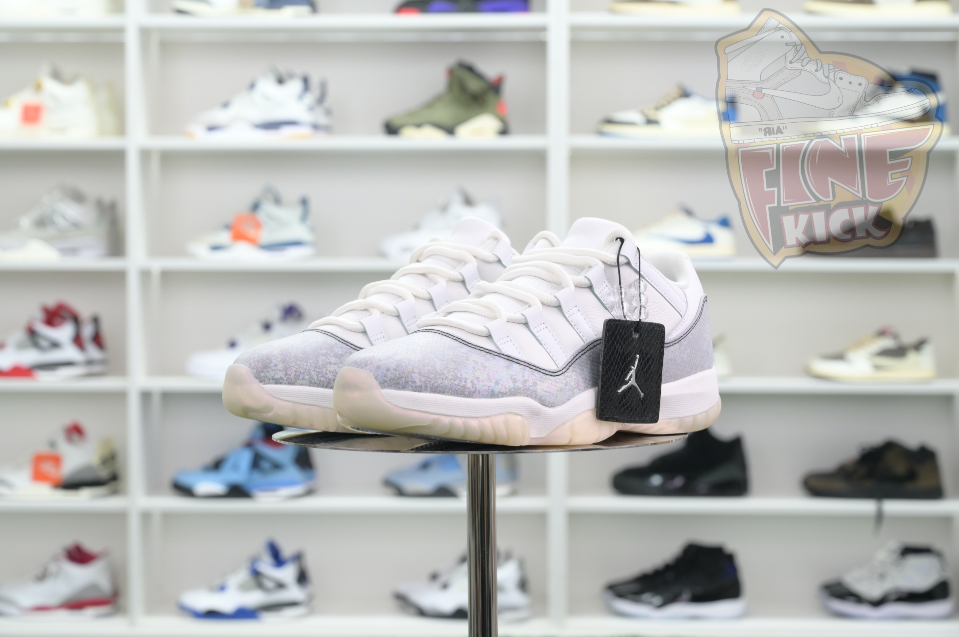 Air Jordan 11 Low  CNY - finekick.vip
