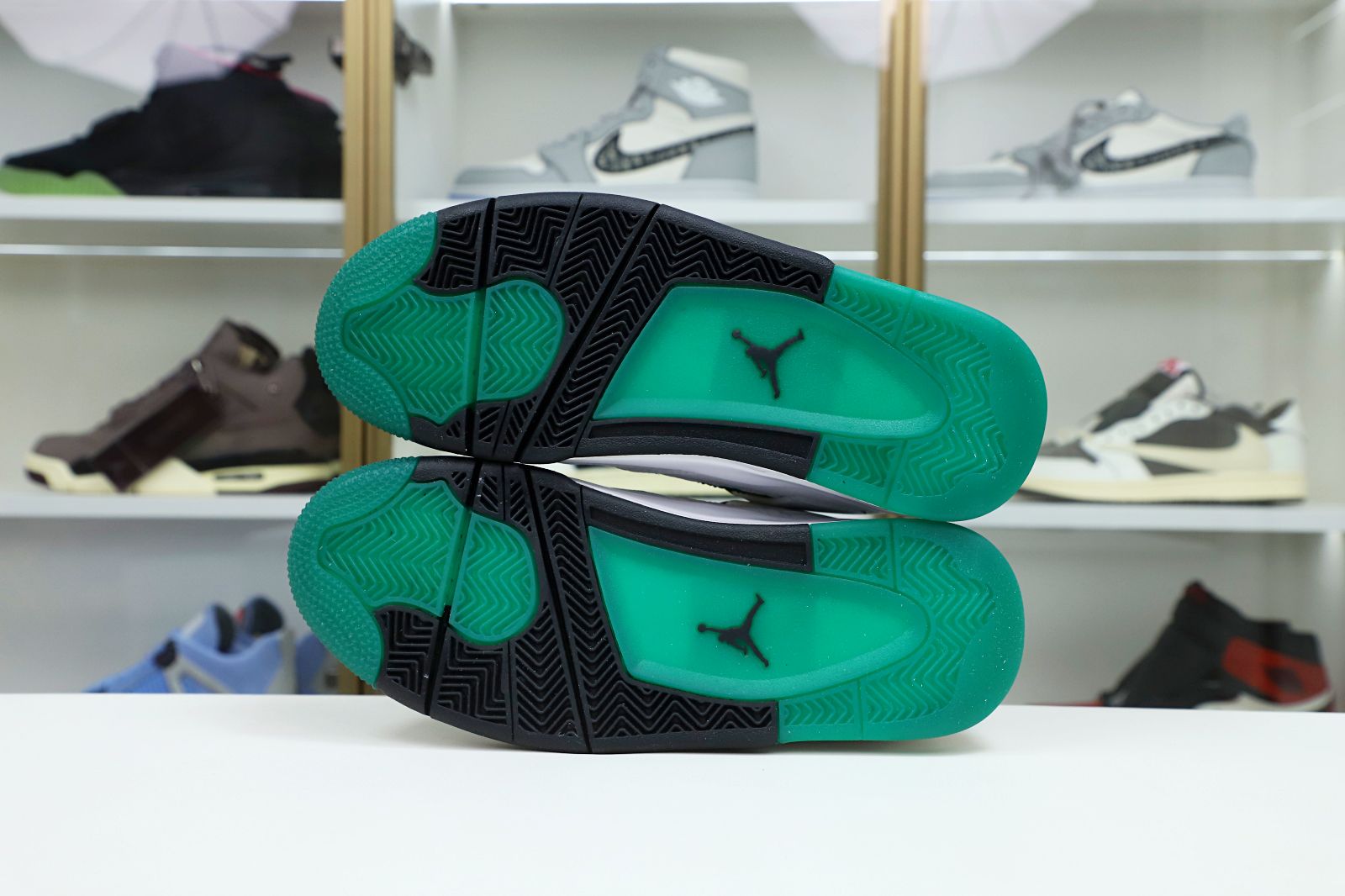 WMNS AIR JORDAN 4 RETRO 'RAST - finekick.vip