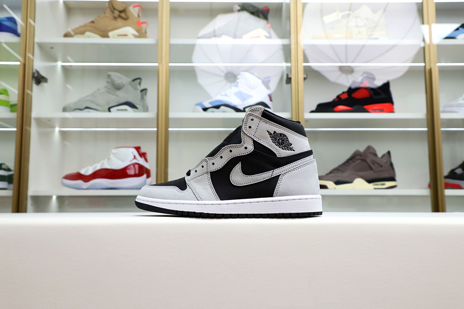 Air Jordan 1 Retro High OG  Shadow 2.0 - finekick.vip