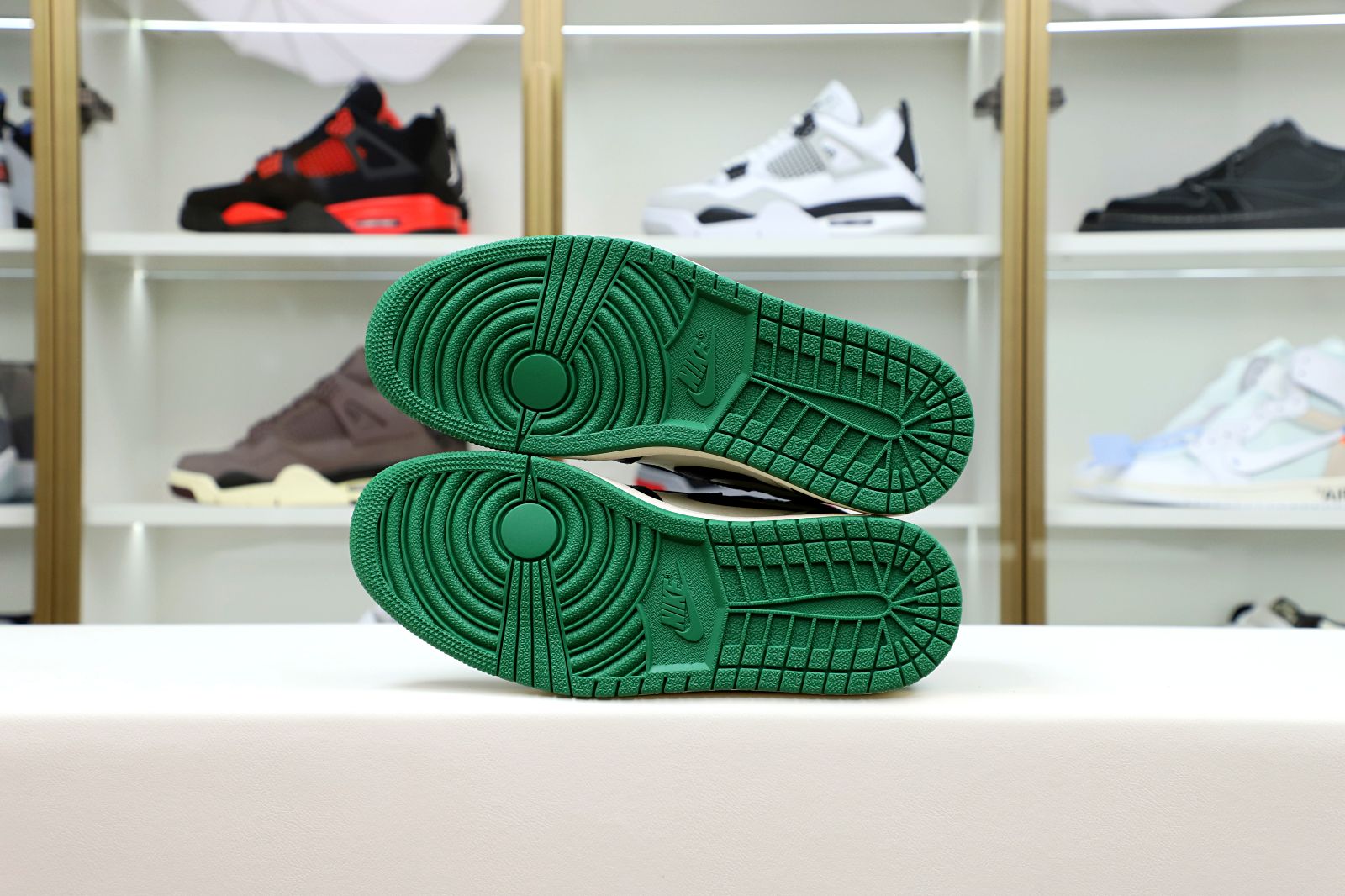 Air Jordan 1 - finekick.vip