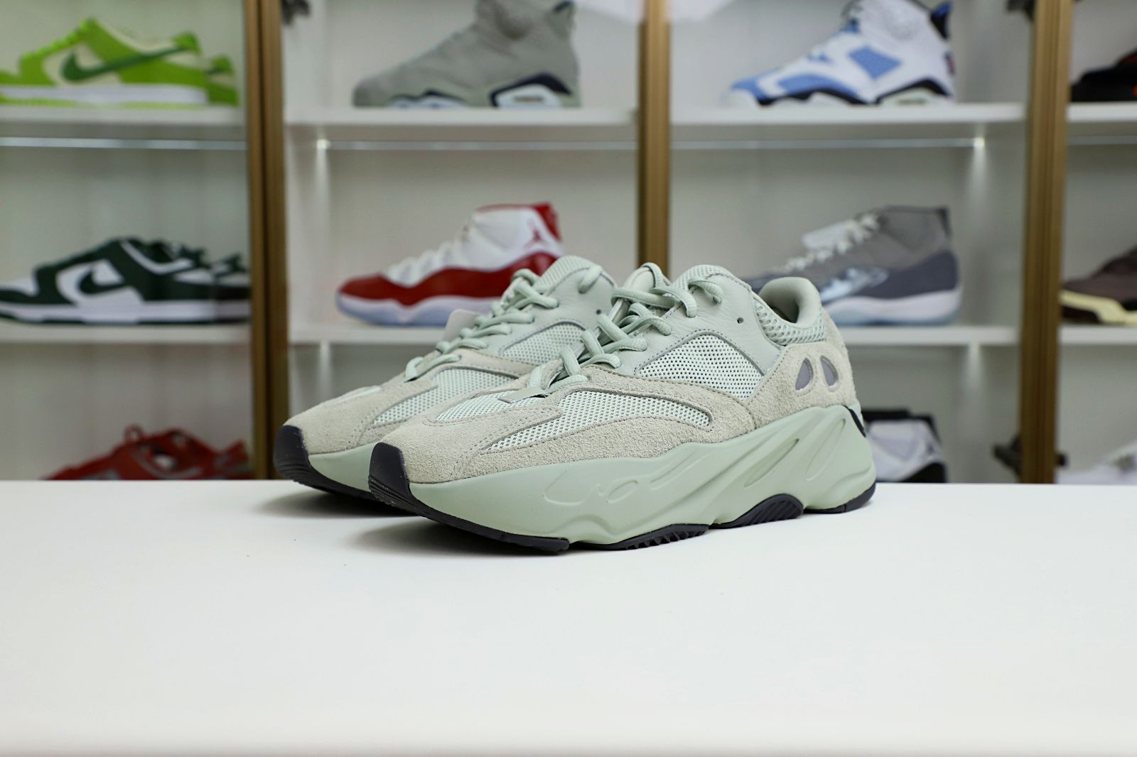 YEEZY BOOST 700 SALT - finekick.vip