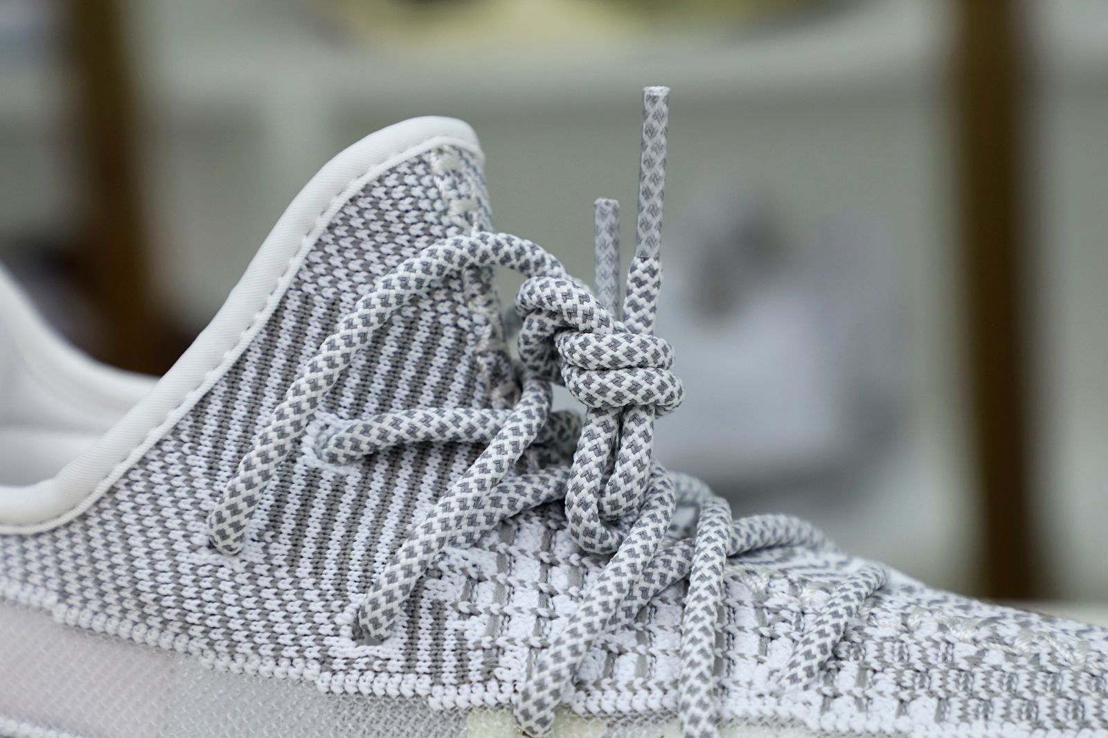 YEEZY BOOST 350 V2 'STATIC NON- - finekick.vip