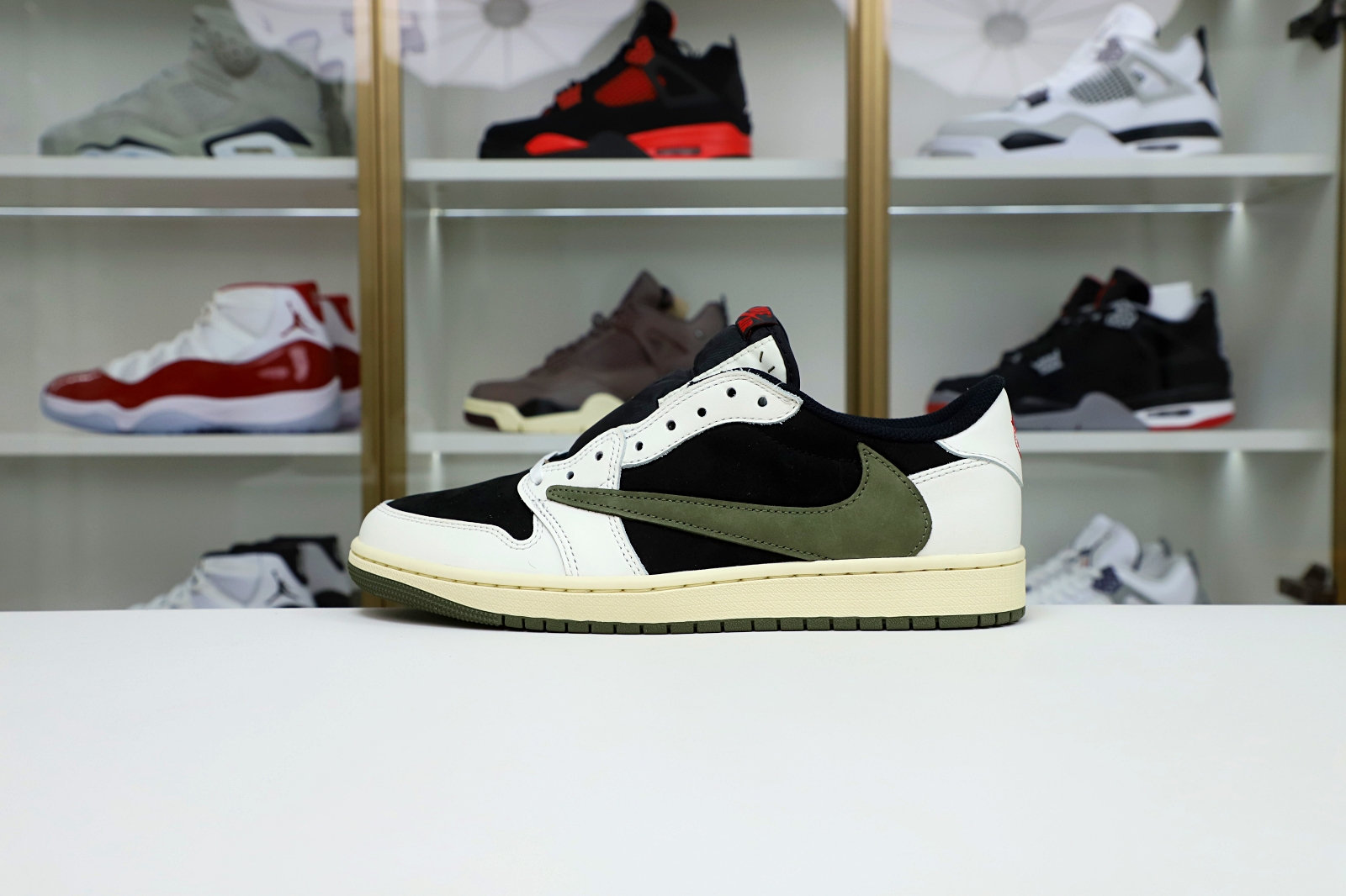 TRAVIS SCOTT X NIKE AIR JORDAN 1 LOW OG “Olive” - finekick.vip