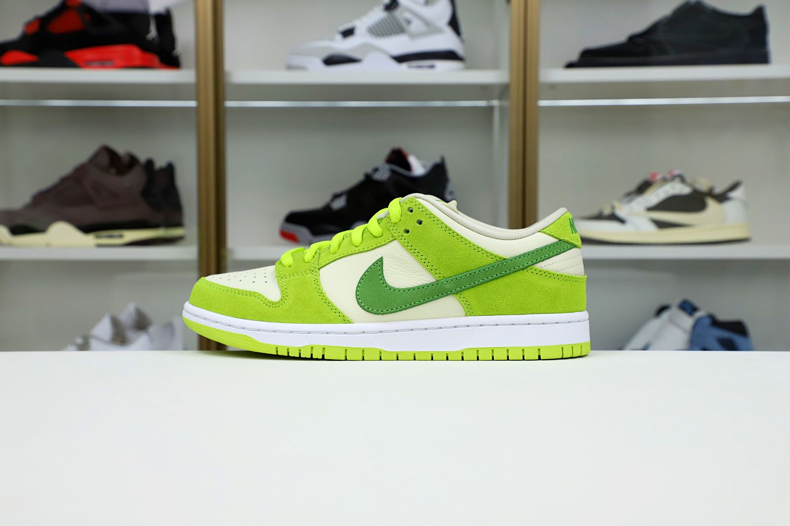 NIKE SB DUNK LOW GREEN APPLE 2022 - finekick.vip
