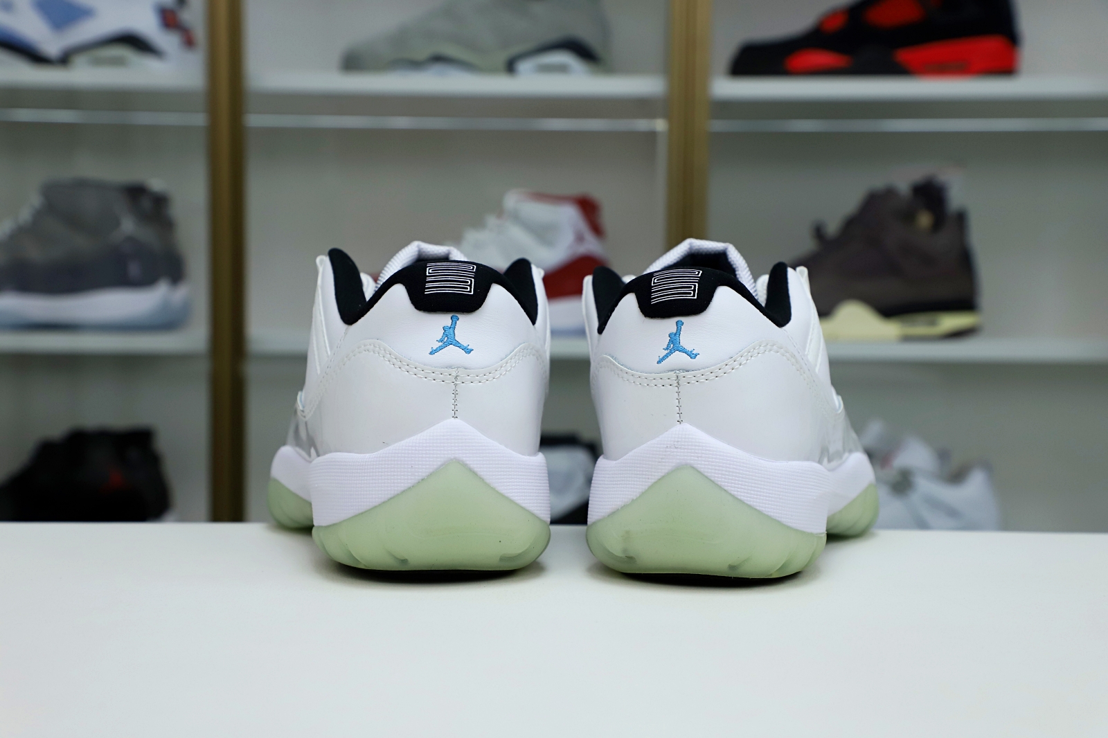 AIR JORDAN 11 RETRO LOW LEGEND BLUE - finekick.vip