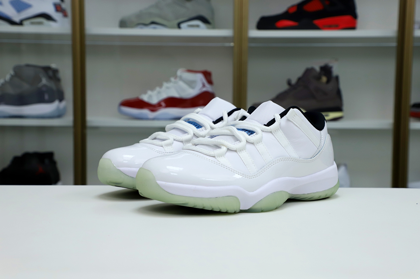 AIR JORDAN 11 RETRO LOW LEGEND BLUE - finekick.vip