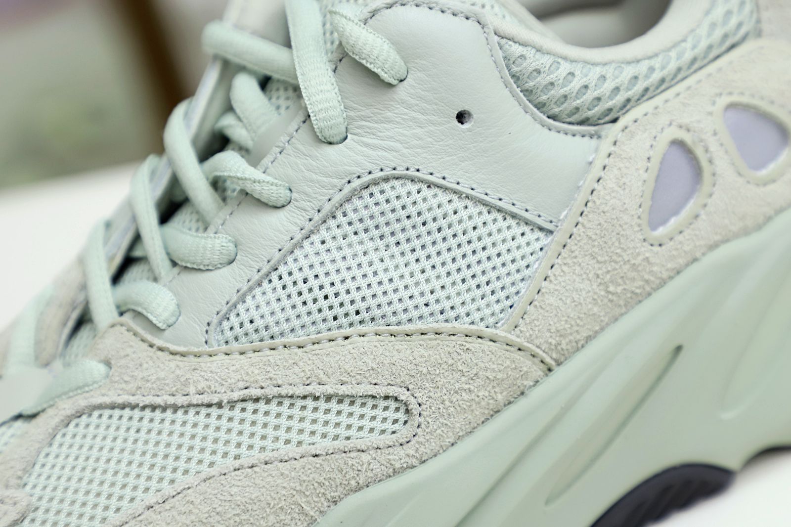 YEEZY BOOST 700 SALT - finekick.vip