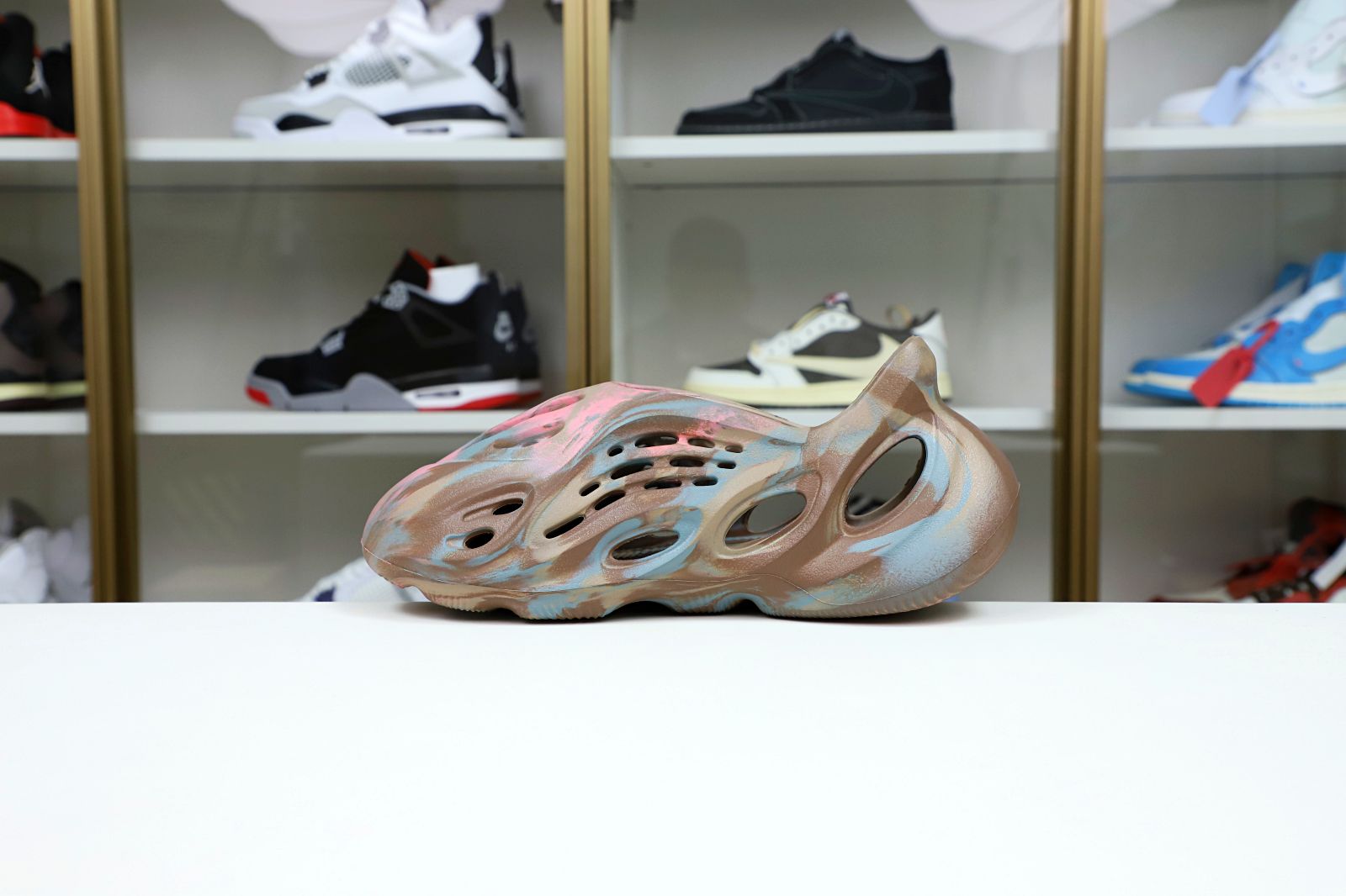 YEEZY FOAM RNNR MX SAND GREY - finekick.vip