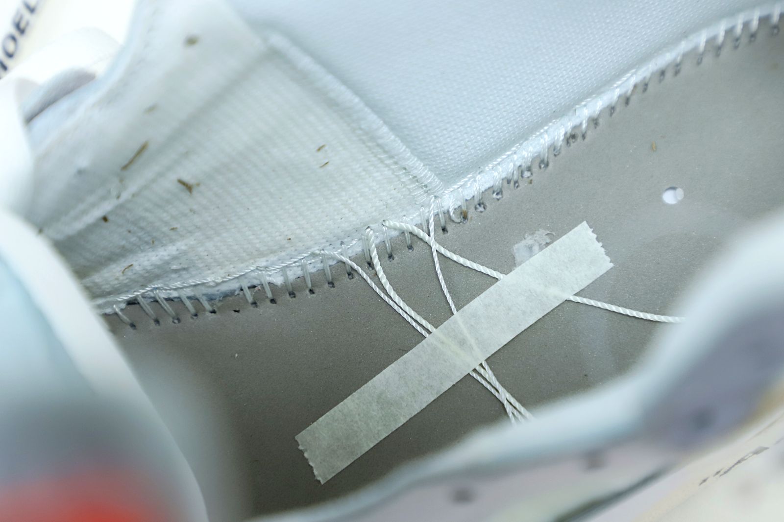 OFF-WHITE X AIR JORDAN 1 RETRO HIGH OG 'WHITE' 2018 - finekick.vip