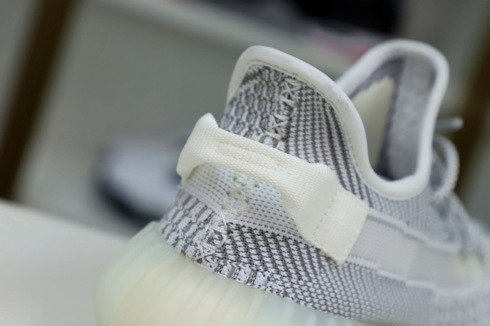 YEEZY BOOST 350 V2 'STATIC NON- - finekick.vip