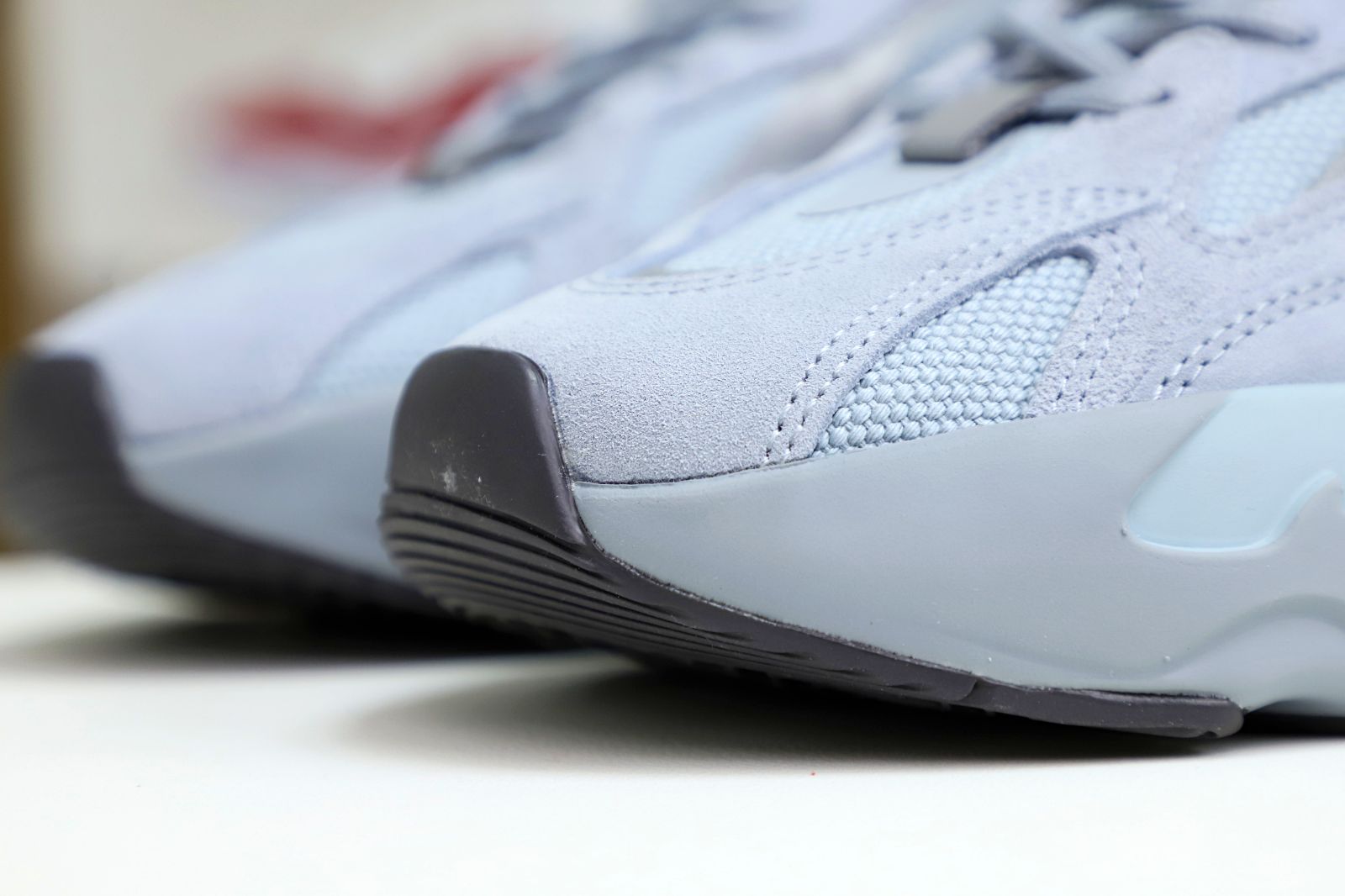 Yeezy boost 700 v2 hospita blue - finekick.vip