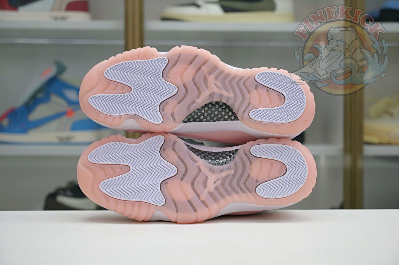 Air Jordan 11 Low WMNS - finekick.vip