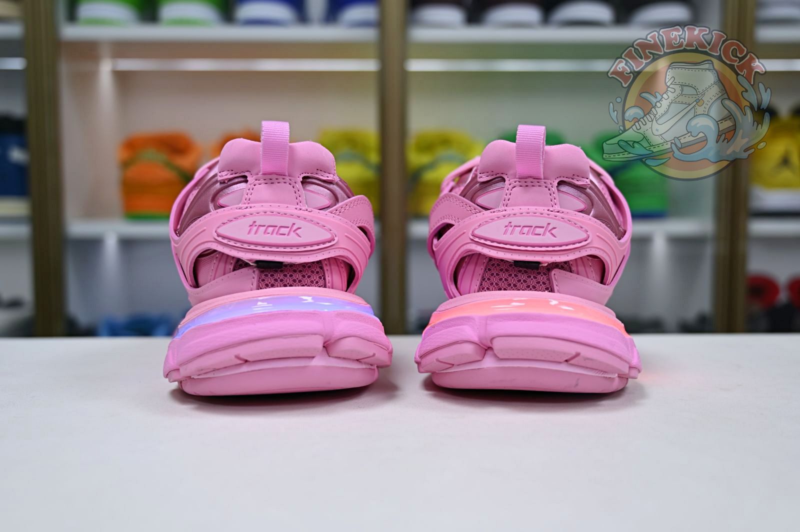 Balenciaga BLGA  Track(LED) - finekick.vip
